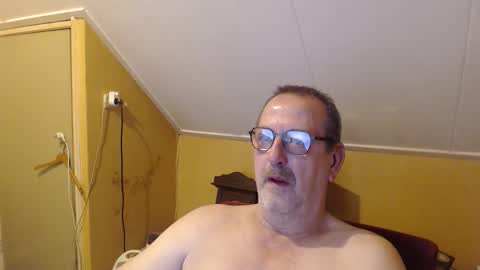 destelp online show from 3, 10, 2025