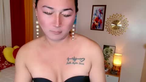 Snapshot of destenierose chatting on 3, 5, 2026 destenierose online show from 3, 5, 2026