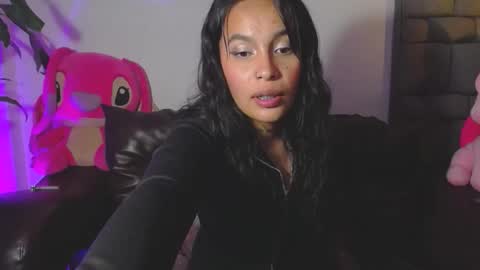 Independent model online show from 13, 5, 2026