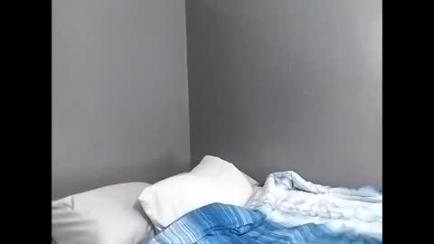 Snapshot of desturbingdetale699 chatting on 2, 1, 2025 desturbingdetale699 online show from 2, 1, 2025