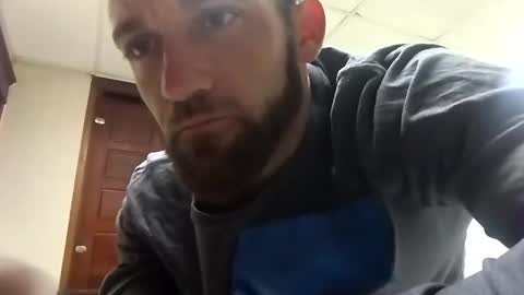 Snapshot of desturbingdetale699 chatting on 22, 1, 2025 desturbingdetale699 online show from 22, 1, 2025