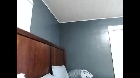 Snapshot of desturbingdetale699 chatting on 24, 2, 2025 desturbingdetale699 online show from 24, 2, 2025