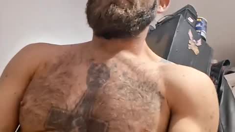 Snapshot of desturbingdetale699 chatting on 2, 10, 2025 desturbingdetale699 online show from 2, 10, 2025