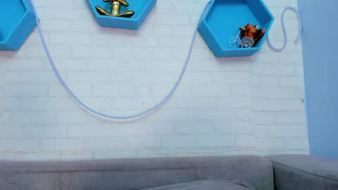 Deva Blue online show from 7, 2, 2025