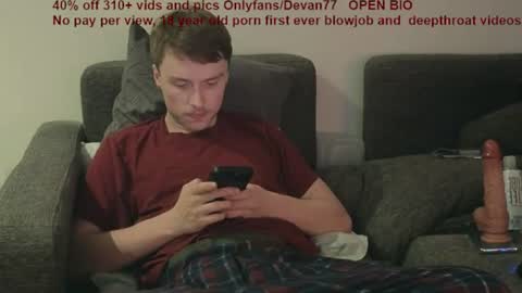 Snapshot of devantheplug chatting on 29, 6, 2026 Devan online show from 29, 6, 2026
