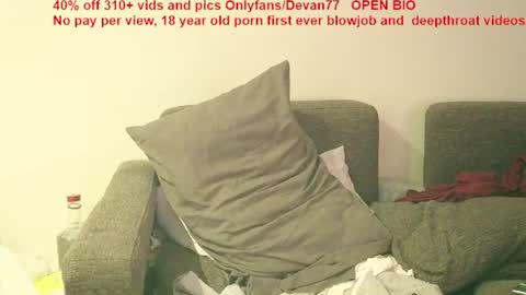 Snapshot of devantheplug chatting on 30, 6, 2026 Devan online show from 30, 6, 2026