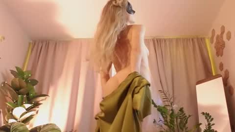 ...Ill be back ... online show from 15, 2, 2025