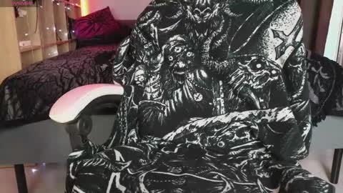 devil_s_bride online show from 17, 4, 2026