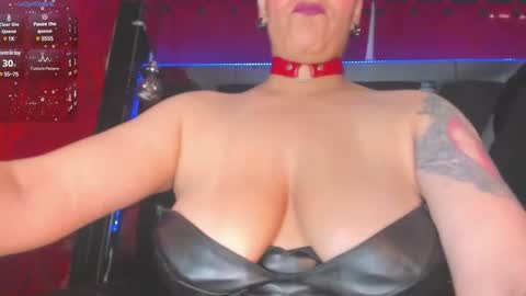 devil_taylorx online show from 4, 3, 2025