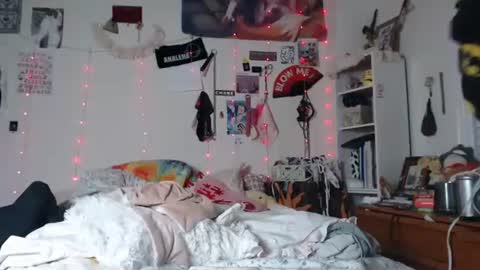 poutyangel online show from 8, 12, 2024