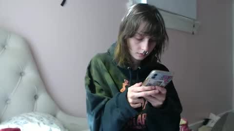 poutyangel online show from 2, 10, 2025