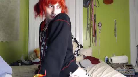 Snapshot of devilg1rl chatting on 9, 1, 2026 poutyangel online show from 9, 1, 2026