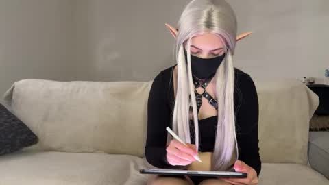 Snapshot of deviliaaa chatting on 2, 4, 2026 Devil online show from 2, 4, 2026