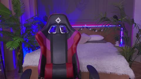 devilinee online show from 23, 1, 2025