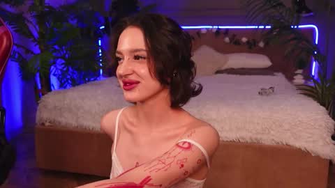 devilinee online show from 16, 11, 2025