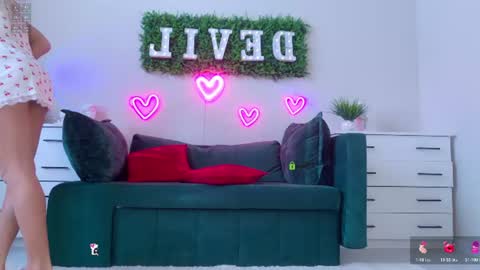 Snapshot of devill2222 chatting on 21, 6, 2026 Devill2222 online show from 21, 6, 2026