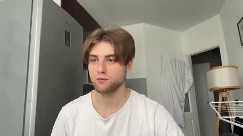 Snapshot of devilnut1 chatting on 6, 2, 2025 devilnut1 online show from 6, 2, 2025