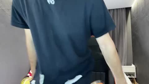 devilnut1 online show from 23, 11, 2025