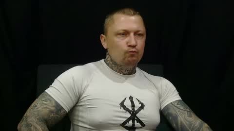 Snapshot of devilwithtats chatting on 23, 5, 2026 Lucian online show from 23, 5, 2026