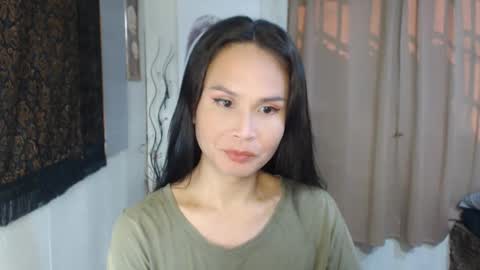 Snapshot of devine_g chatting on 4, 12, 2024 Igat online show from 4, 12, 2024