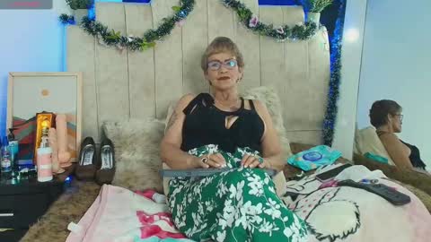 Devora online show from 21, 11, 2025
