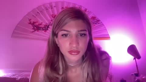 Snapshot of devyy333 chatting on 1, 1, 2025 devyy333 online show from 1, 1, 2025