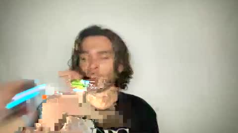 Snapshot of devyy333 chatting on 13, 9, 2025 devyy333 online show from 13, 9, 2025