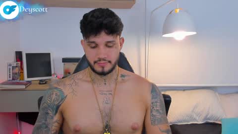 JULIAN online show from 18, 1, 2025