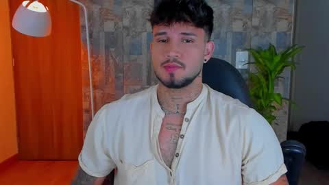 JULIAN online show from 11, 11, 2025