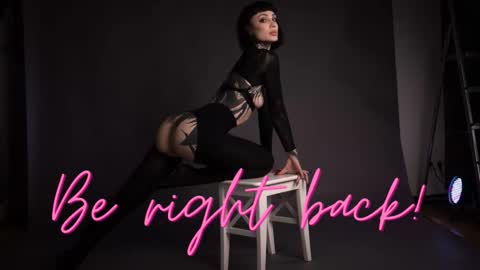 dgtlgrl online show from 10, 1, 2026