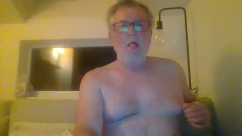 Snapshot of dial76 chatting on 11, 3, 2025 dial76 online show from 11, 3, 2025