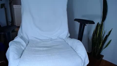 Snapshot of diamond_black00 chatting on 3, 2, 2025 MaSSimo online show from 3, 2, 2025