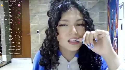 Snapshot of diamond_curls05 chatting on 4, 8, 2026 DiamondCurls online show from 4, 8, 2026