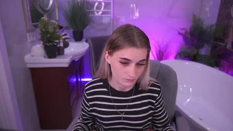 DiamondNina online show from 18, 4, 2026