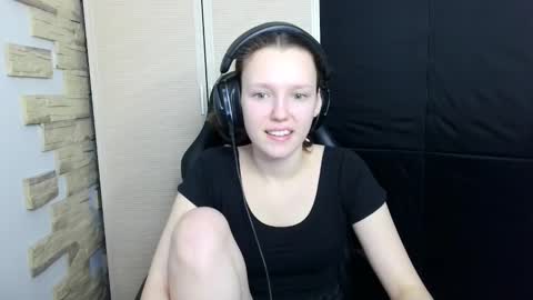 Snapshot of diana_back3 chatting on 19, 11, 2025 diana_back3 online show from 19, 11, 2025