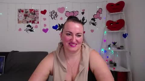Snapshot of dianamgg chatting on 6, 3, 2025 Diana online show from 6, 3, 2025