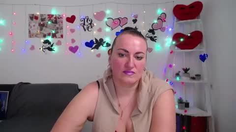 Snapshot of dianamgg chatting on 6, 3, 2025 Diana online show from 6, 3, 2025