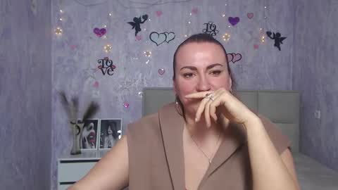 Snapshot of dianamgg chatting on 9, 3, 2025 Diana online show from 9, 3, 2025