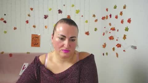 Snapshot of dianamgg chatting on 22, 11, 2025 Diana online show from 22, 11, 2025