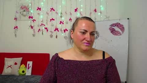 Diana online show from 7, 4, 2026