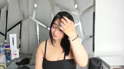 dianarous online show from 4, 11, 2025