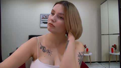 Snapshot of dianemills chatting on 29, 1, 2025 Diane Mills online show from 29, 1, 2025