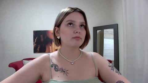 Snapshot of dianemills chatting on 1, 2, 2025 Diane Mills online show from 1, 2, 2025