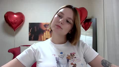 Snapshot of dianemills chatting on 18, 2, 2025 Diane Mills online show from 18, 2, 2025