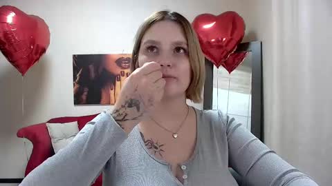 Snapshot of dianemills chatting on 24, 2, 2025 Diane Mills online show from 24, 2, 2025