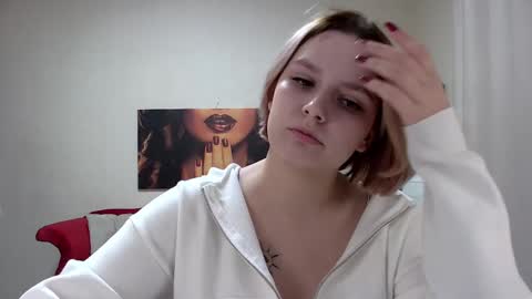 Snapshot of dianemills chatting on 9, 3, 2025 Diane Mills online show from 9, 3, 2025