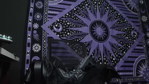 DICAPRIO online show from 5, 2, 2025