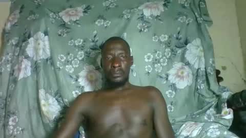 Snapshot of dick_giantcouples chatting on 17, 5, 2026 dick_giantcouples online show from 17, 5, 2026
