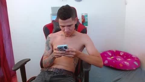 dick_monster23cm online show from 23, 1, 2025