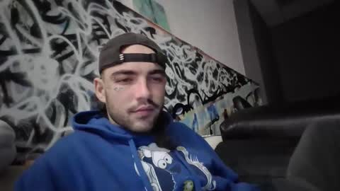 Snapshot of didismurf02 chatting on 4, 1, 2025 didismurf02 online show from 4, 1, 2025